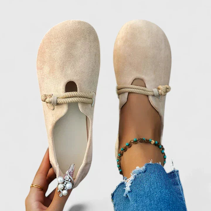 Callie | Women&