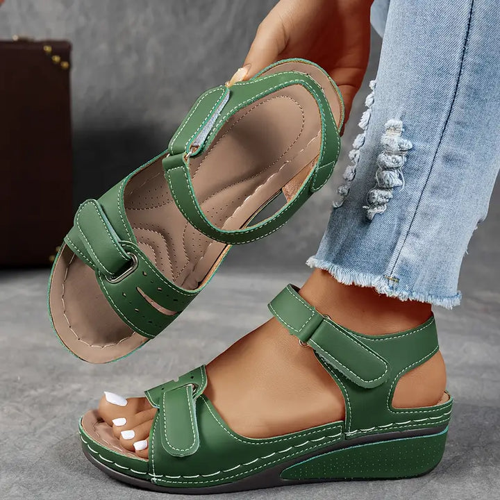 Dina | Women&