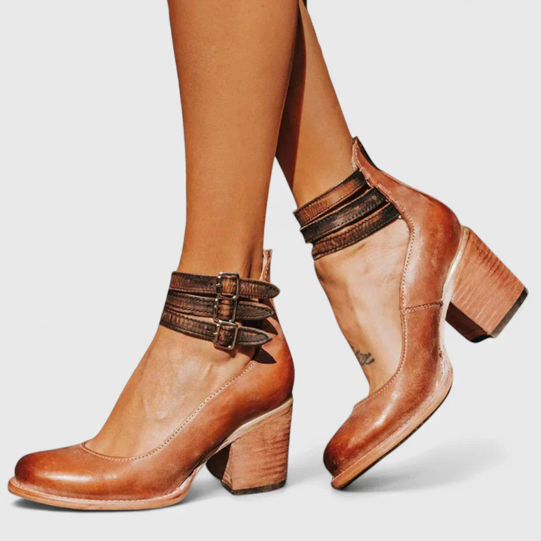 Erin | Women&