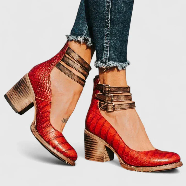 Erin | Women&
