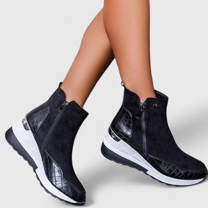 Esther | Women&