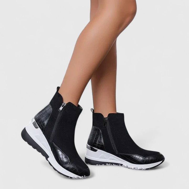 Esther | Women&