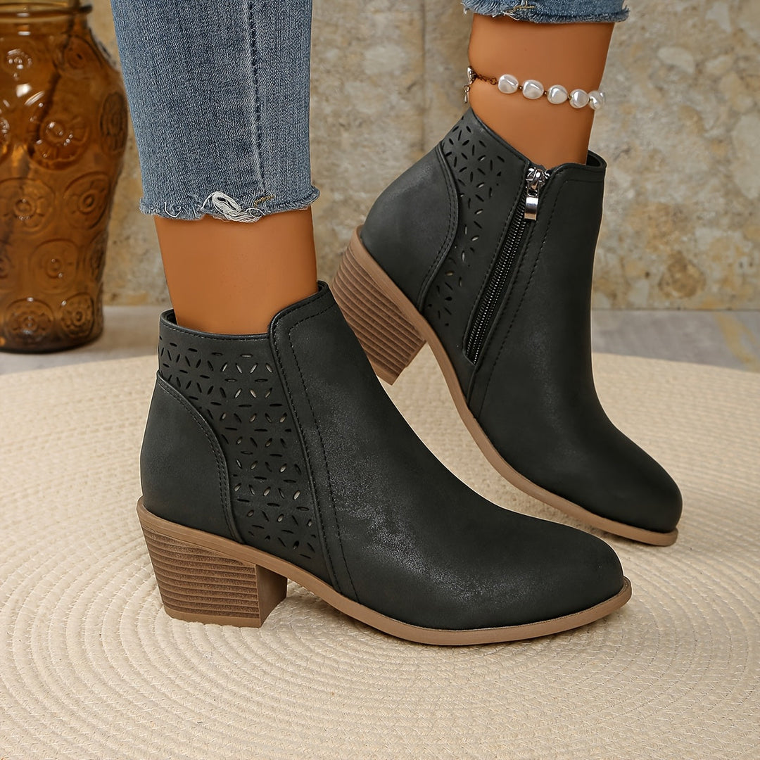 Frances | Women&