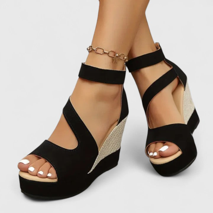 Krista | Women&